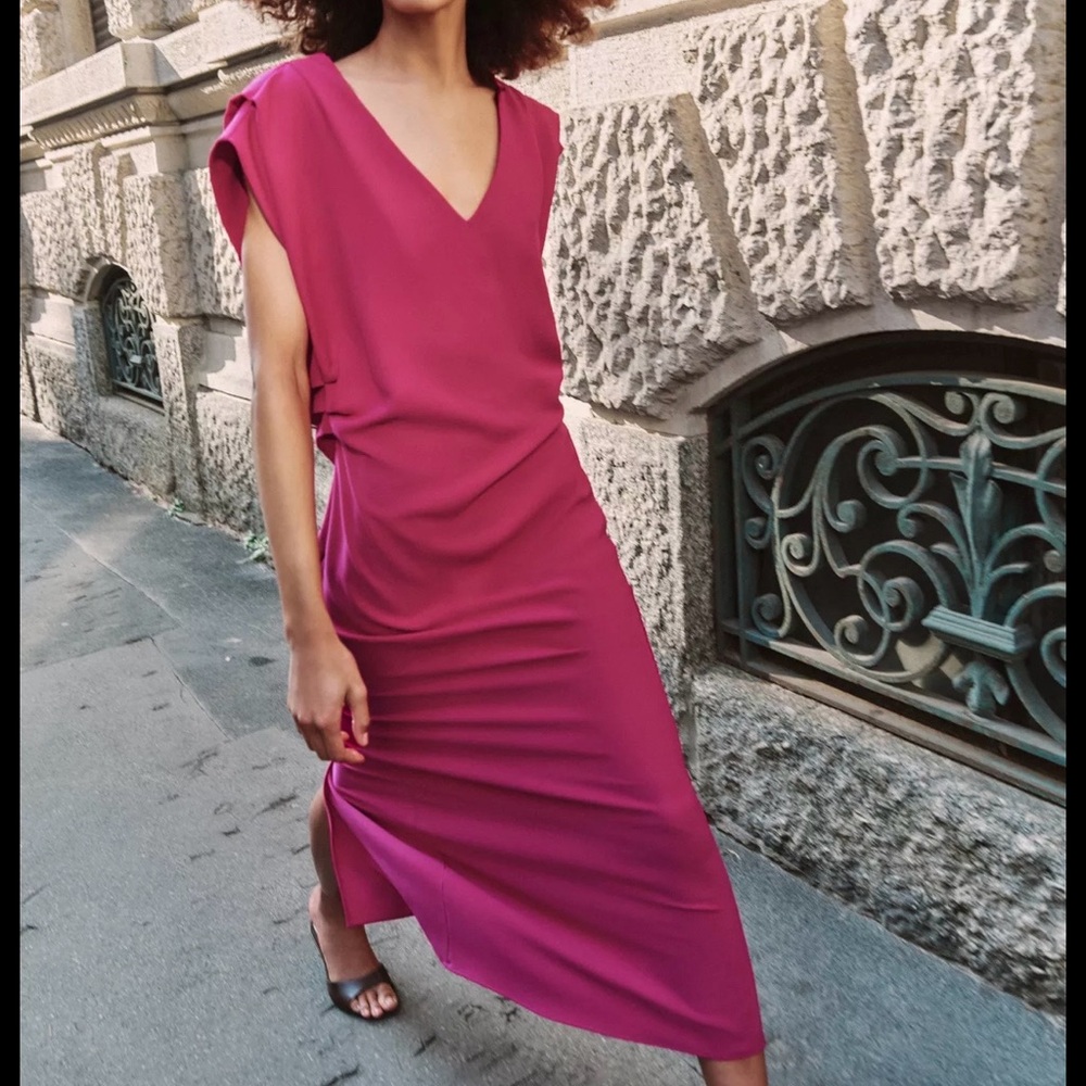 NWT Zara pleated midi dress